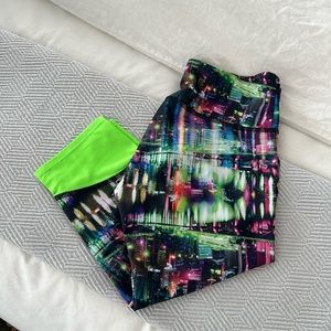 Workout pants. Capri